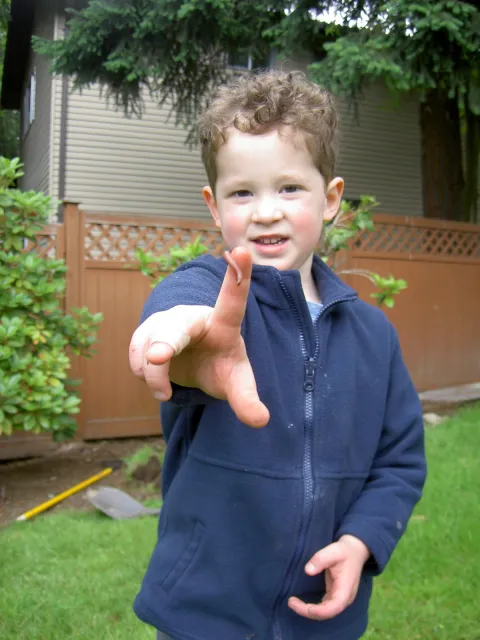 Watching Hanan See the World {a #poem}